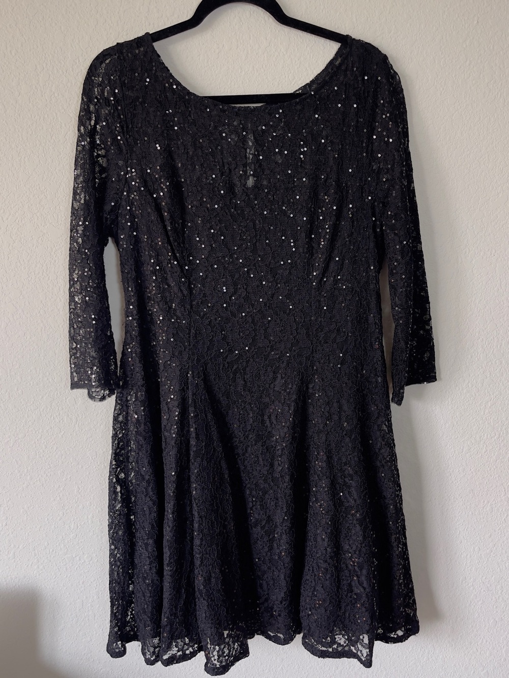 SLNY/SL FASHIONS Black Lace Overlay Fit & Flare Midi Dress Size 16